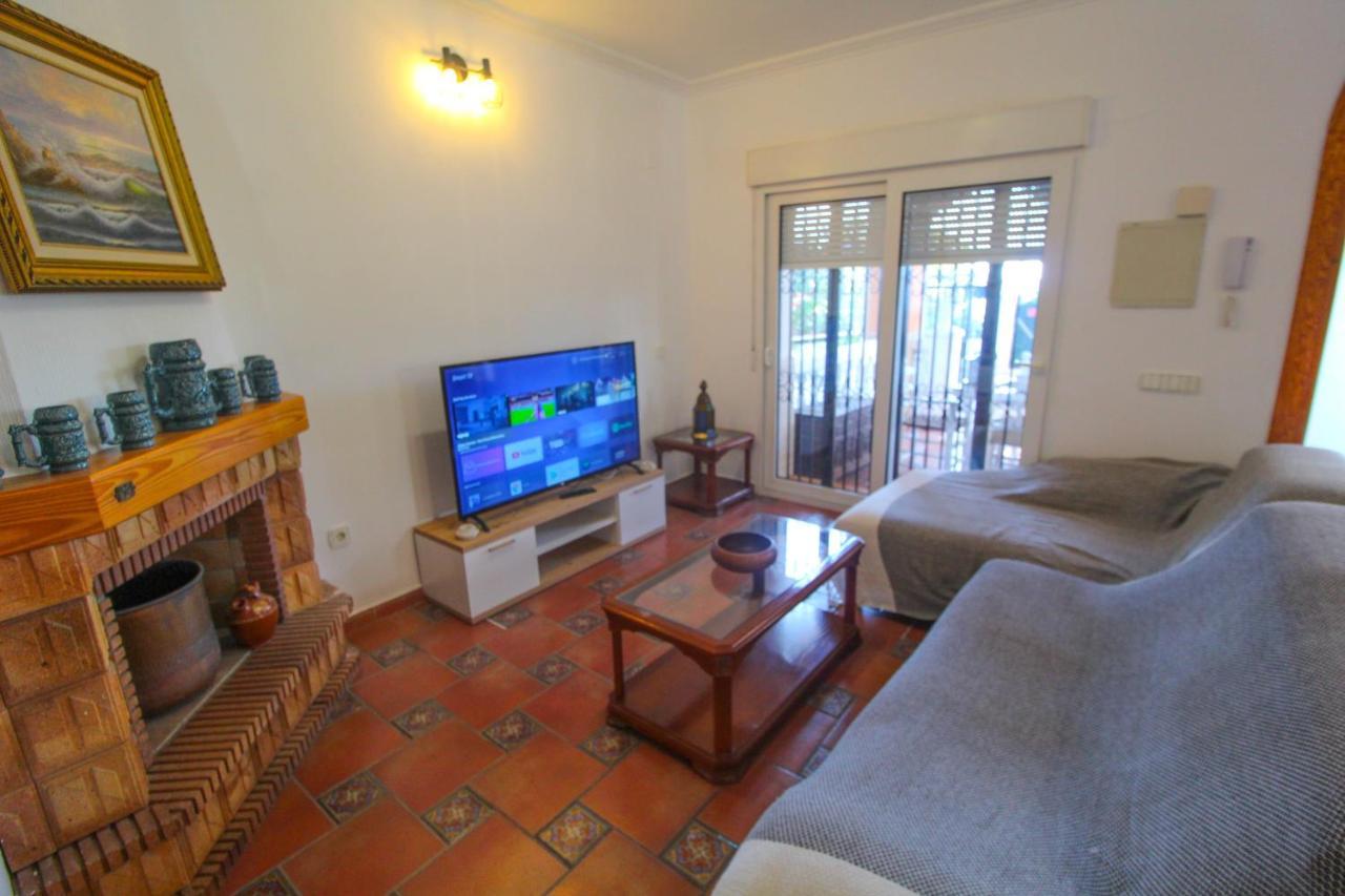 Great Villa, Sea Views, 20 Secs Walk To The Beach, Bbq, 9 People, 5 Mins Car From Alicante City Center, Sailing Club 3 Mins Walk Dış mekan fotoğraf