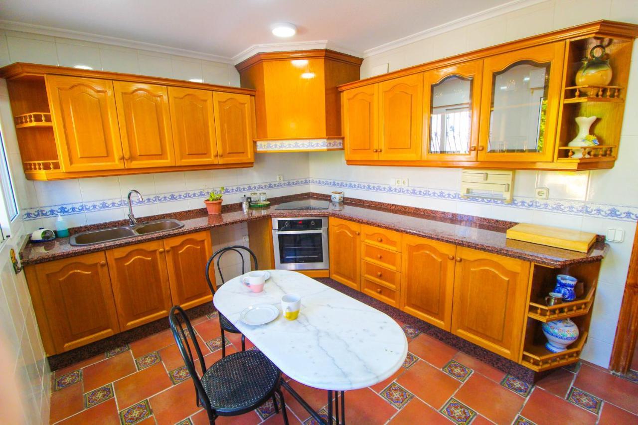 Great Villa, Sea Views, 20 Secs Walk To The Beach, Bbq, 9 People, 5 Mins Car From Alicante City Center, Sailing Club 3 Mins Walk Dış mekan fotoğraf
