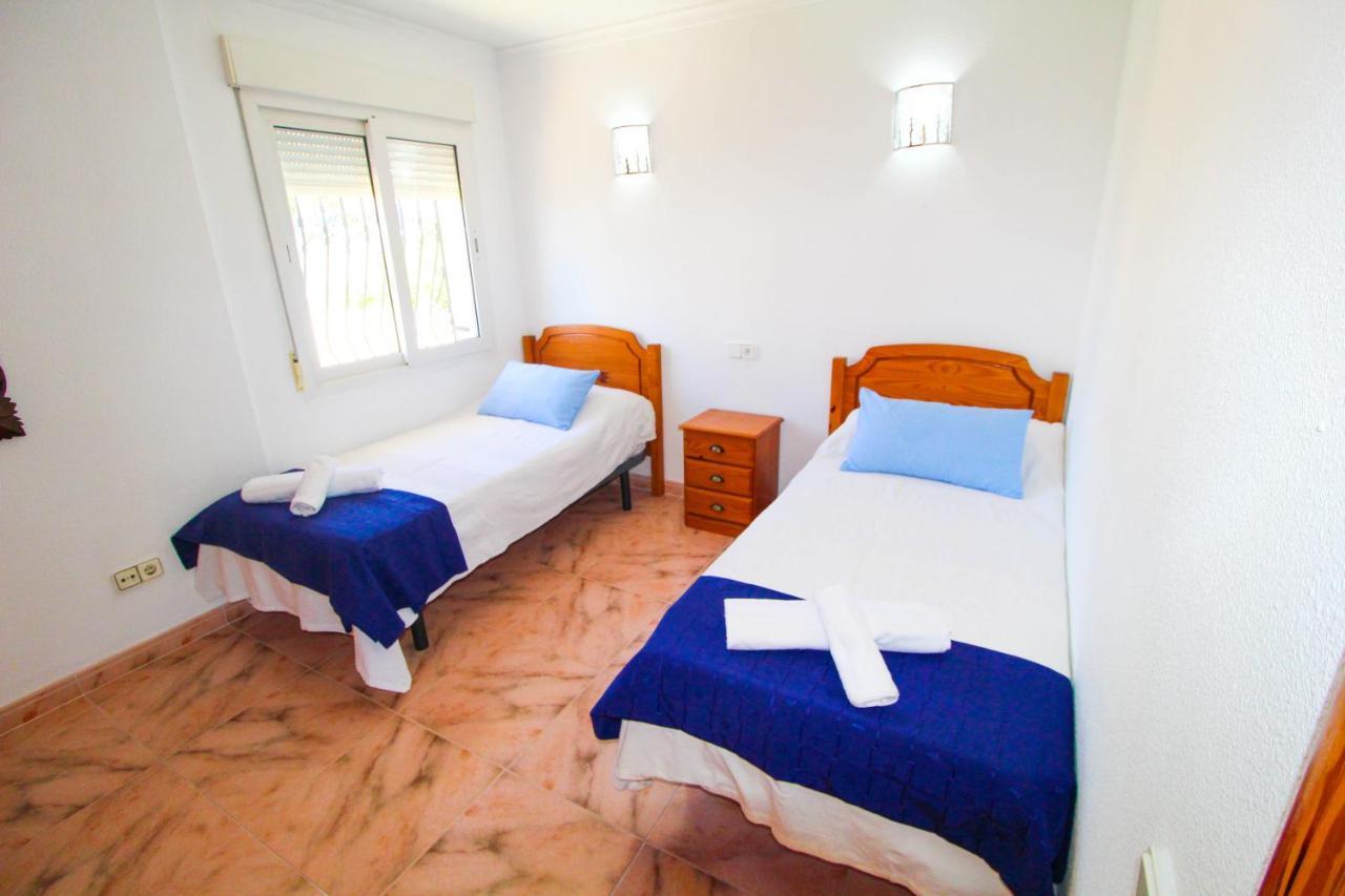 Great Villa, Sea Views, 20 Secs Walk To The Beach, Bbq, 9 People, 5 Mins Car From Alicante City Center, Sailing Club 3 Mins Walk Dış mekan fotoğraf