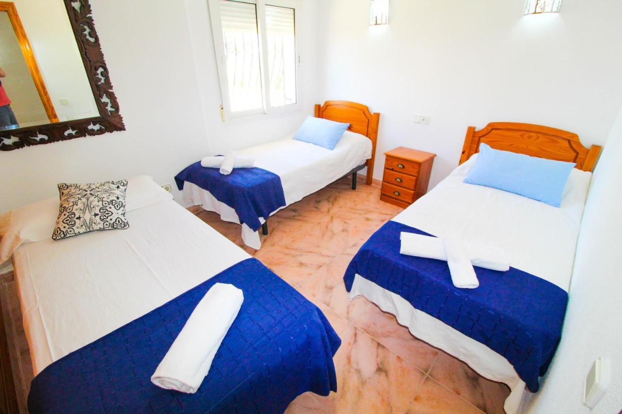 Great Villa, Sea Views, 20 Secs Walk To The Beach, Bbq, 9 People, 5 Mins Car From Alicante City Center, Sailing Club 3 Mins Walk Dış mekan fotoğraf