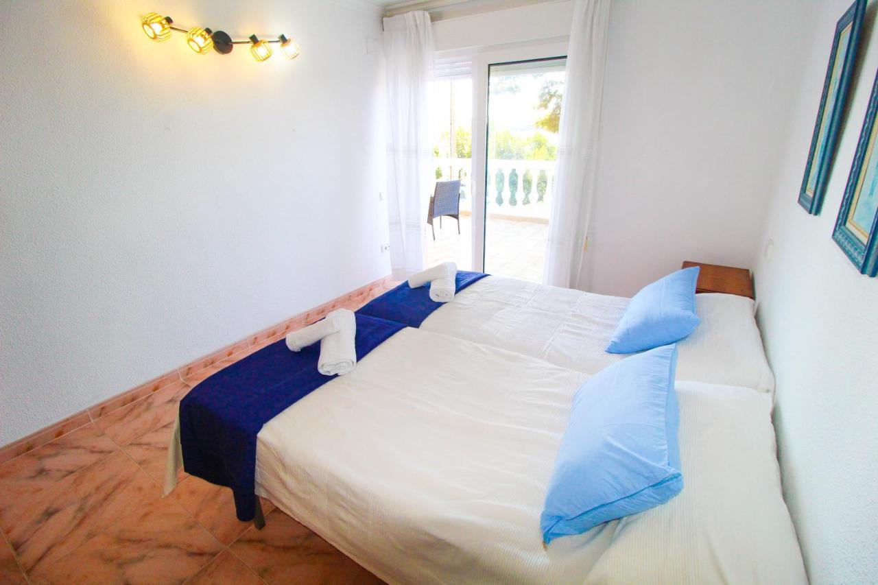 Great Villa, Sea Views, 20 Secs Walk To The Beach, Bbq, 9 People, 5 Mins Car From Alicante City Center, Sailing Club 3 Mins Walk Dış mekan fotoğraf