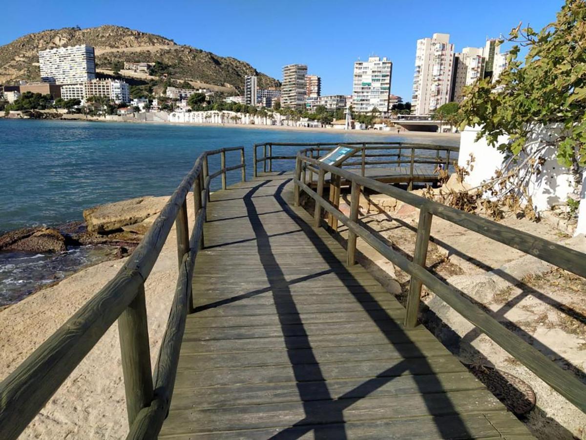 Great Villa, Sea Views, 20 Secs Walk To The Beach, Bbq, 9 People, 5 Mins Car From Alicante City Center, Sailing Club 3 Mins Walk Dış mekan fotoğraf